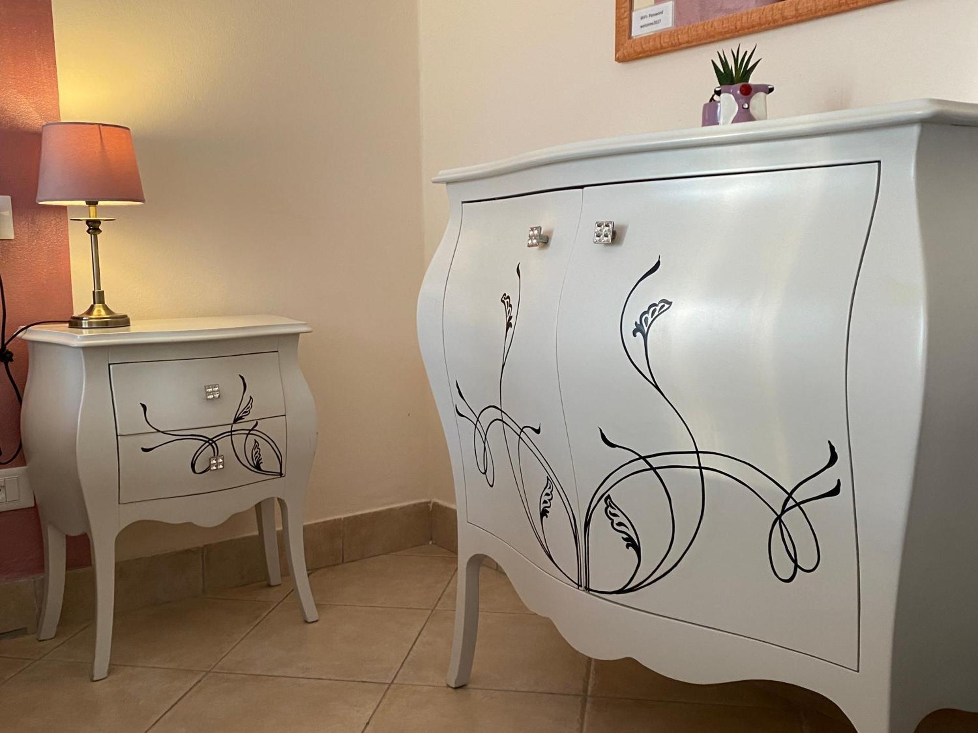 Betty'S House Bed and Breakfast Lazise Exteriör bild